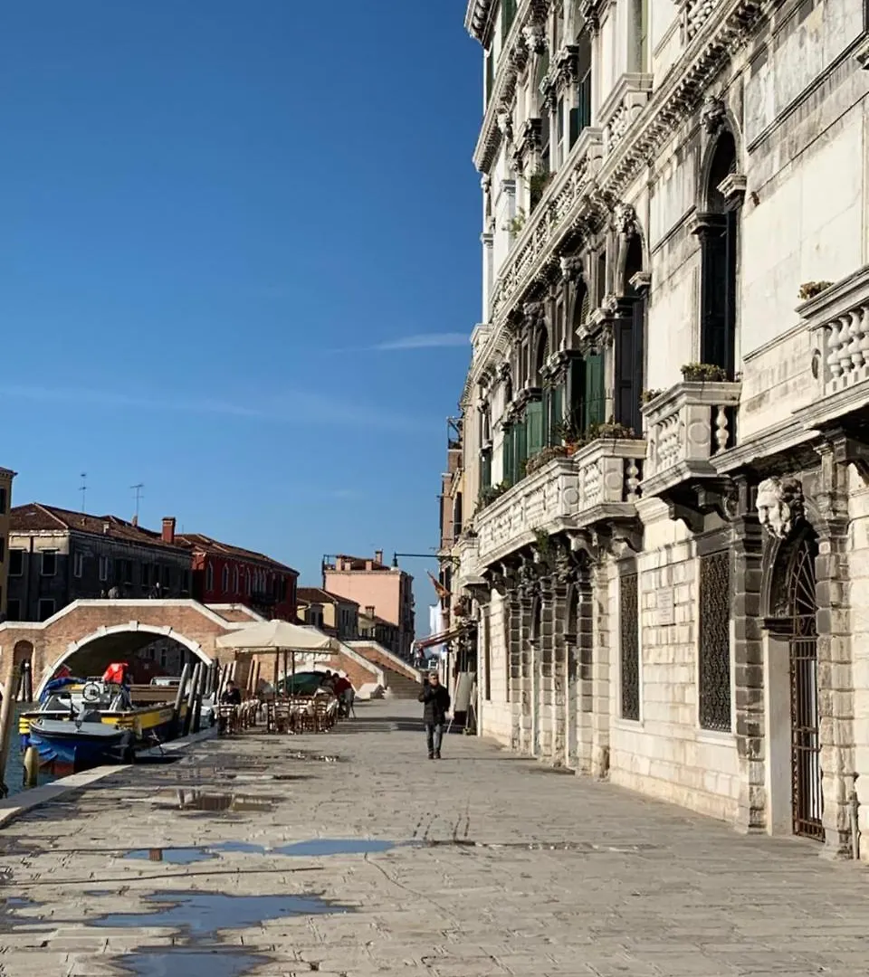 Royal Guest House Veneza Apartamento