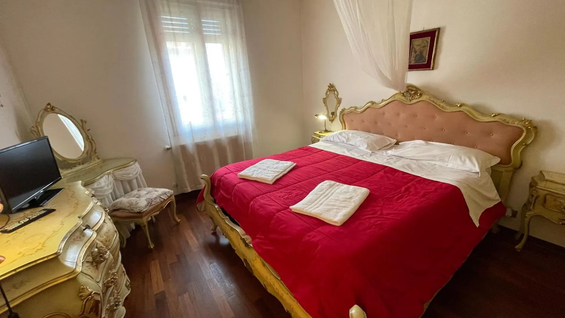Apartman Royal Guest House Velence